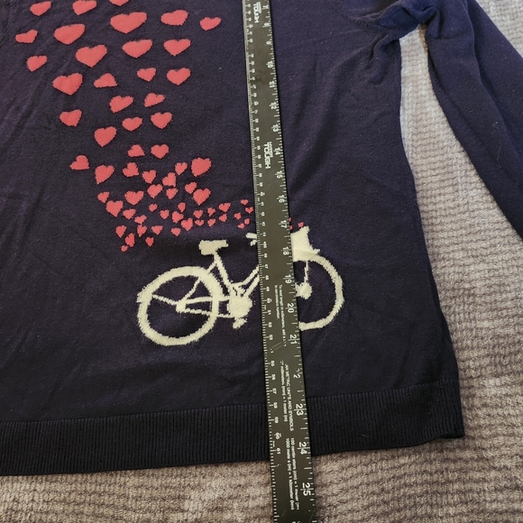 Talbots Light Weight Womens Sweater, Long Sleeve, Sz Med, Navy With Pink Hearts - Picture 6 of 7